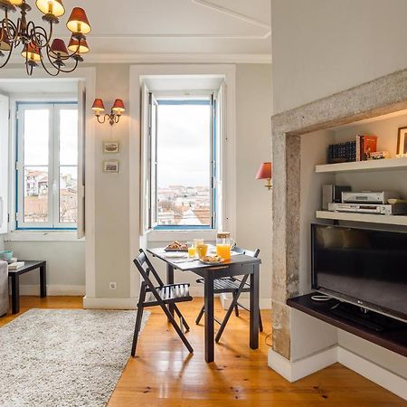 Bright Tailor Made Apartment By The Castle Lisboa Dış mekan fotoğraf