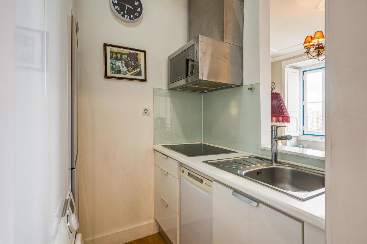 Bright Tailor Made Apartment By The Castle Lisboa Dış mekan fotoğraf