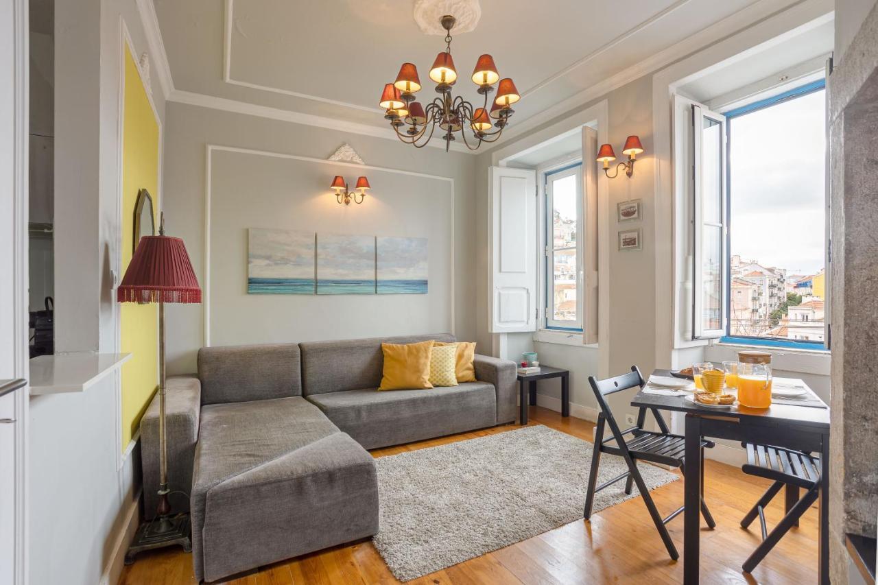 Bright Tailor Made Apartment By The Castle Lisboa Dış mekan fotoğraf